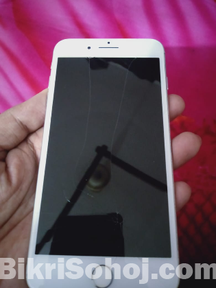 iPhone 8 Plus